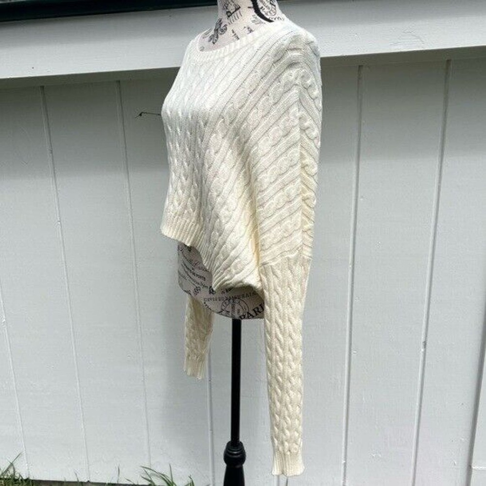 NWOT off white cable knit cropped Crewneck long sleeve sweater - Picture 11 of 12